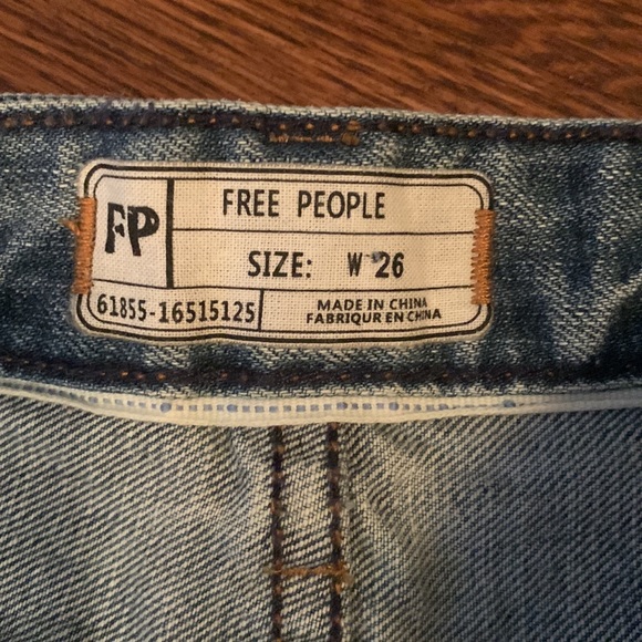 Free people denim shorts - Picture 3 of 5